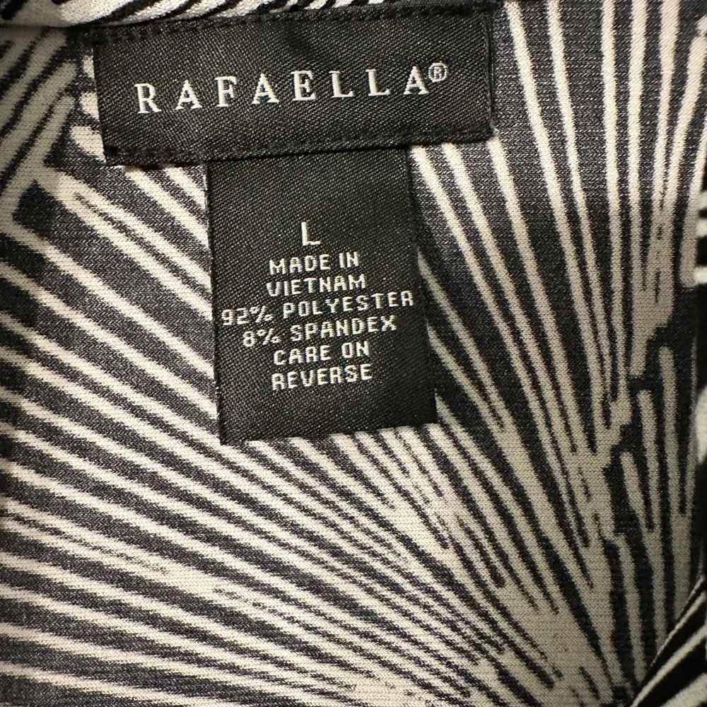 Ladies Rafaella Large Top - Picture 3 of 3